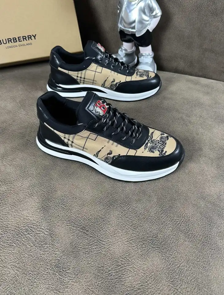 hype Burberry Sneakers