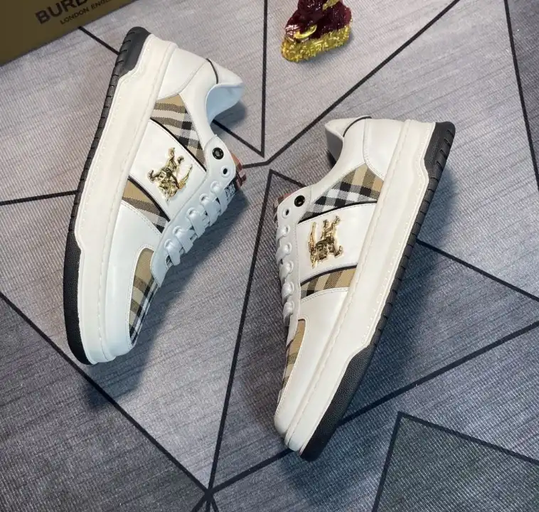 hype Burberry Sneakers