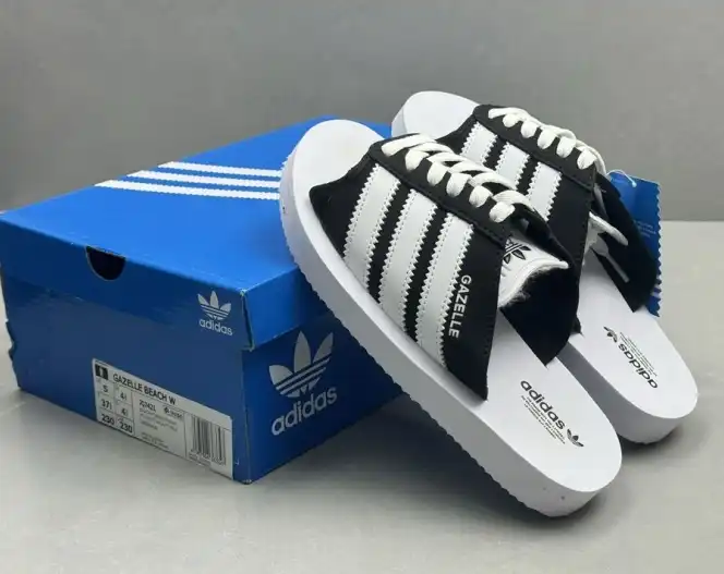 hype Adidas slippers