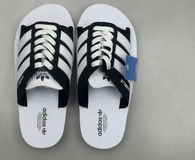 hype Adidas slippers