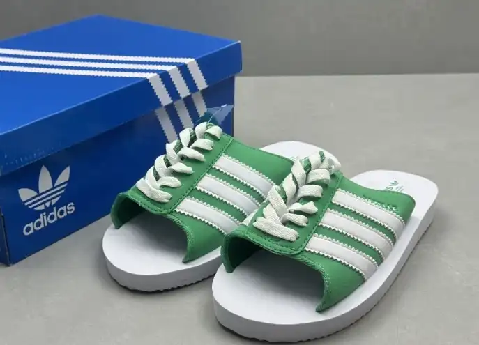 hype Adidas slippers