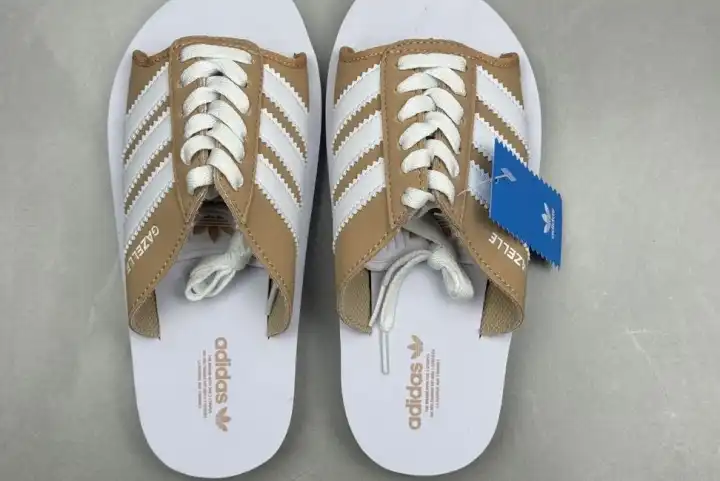 hype Adidas slippers