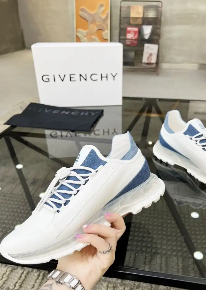 hype Givenchy Sneakers