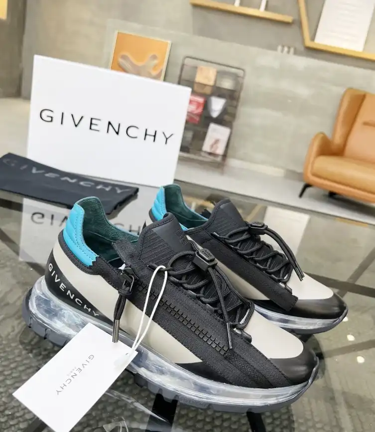 hype Givenchy Sneakers