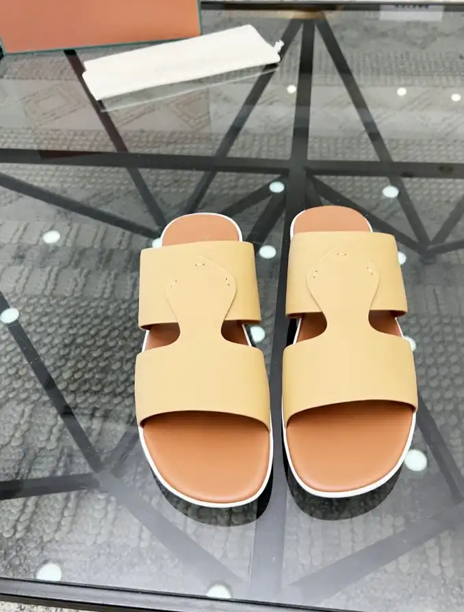 hype LV Slippers