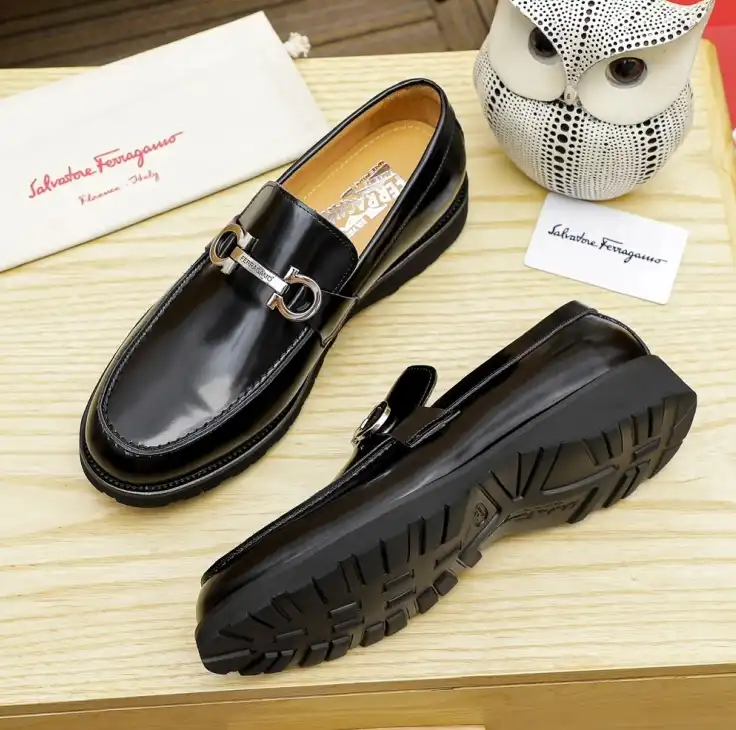 hype Ferragamo Leather Shoes