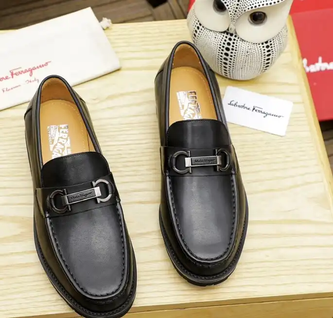 hype Ferragamo Leather Shoes