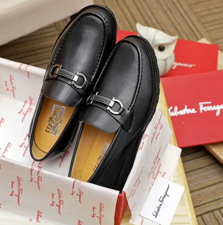 hype Ferragamo Leather Shoes