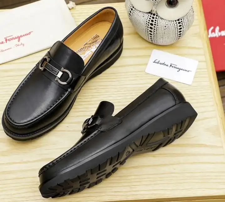 hype Ferragamo Leather Shoes