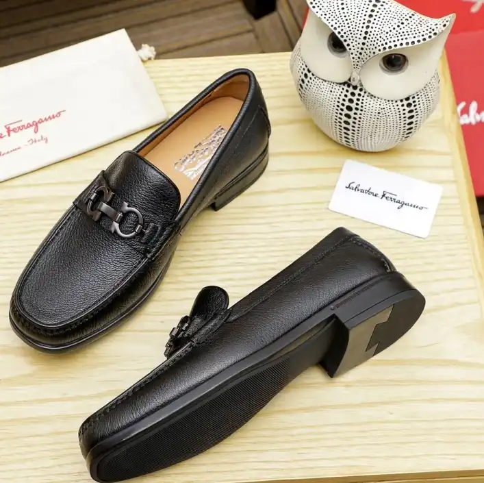 hype Ferragamo Leather Shoes