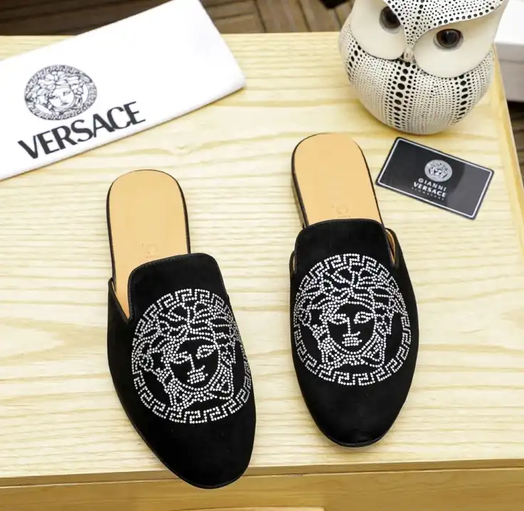 hype Givenchy Slippers