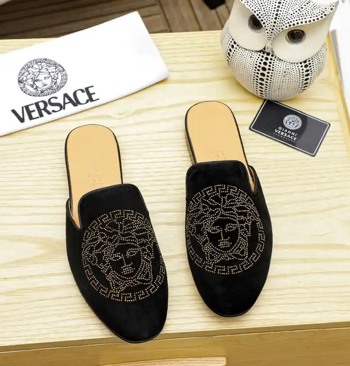 hype Givenchy Slippers