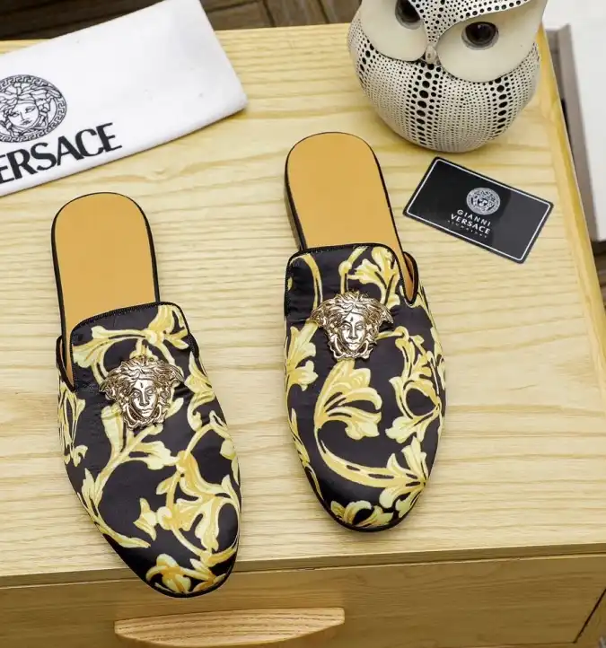 hype Givenchy Slippers