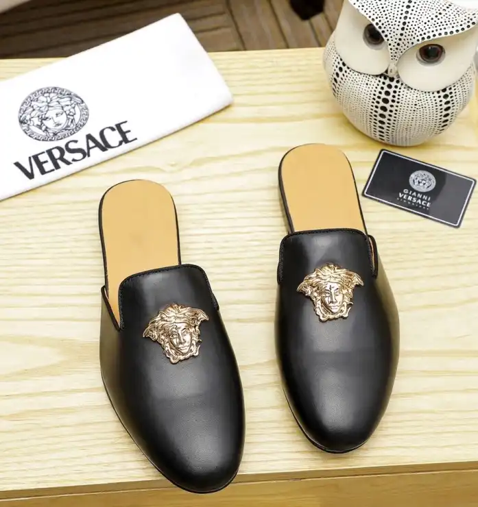 hype Givenchy Slippers