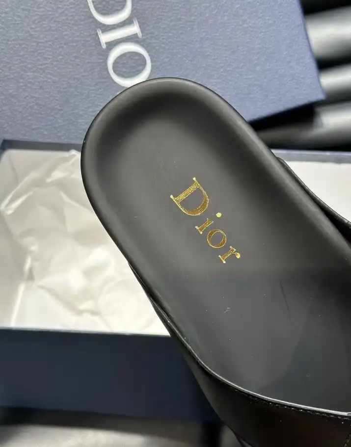 hype Christian Dior Slippers