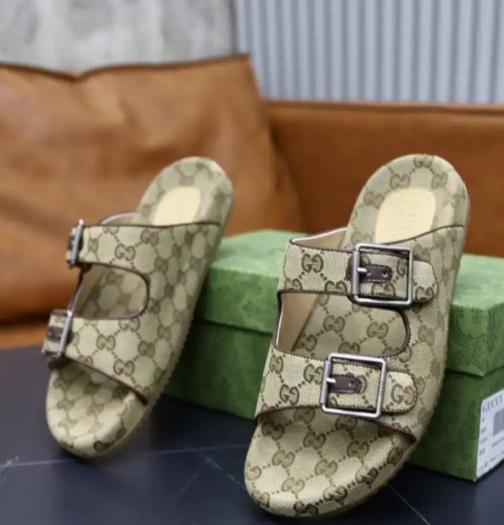 hype Gucci Slippers