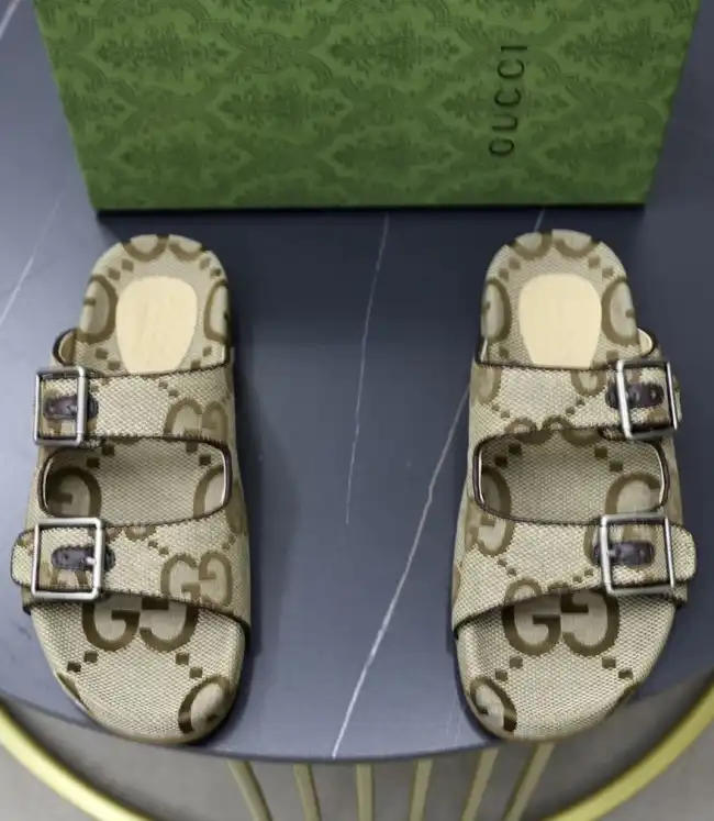 hype Gucci Slippers