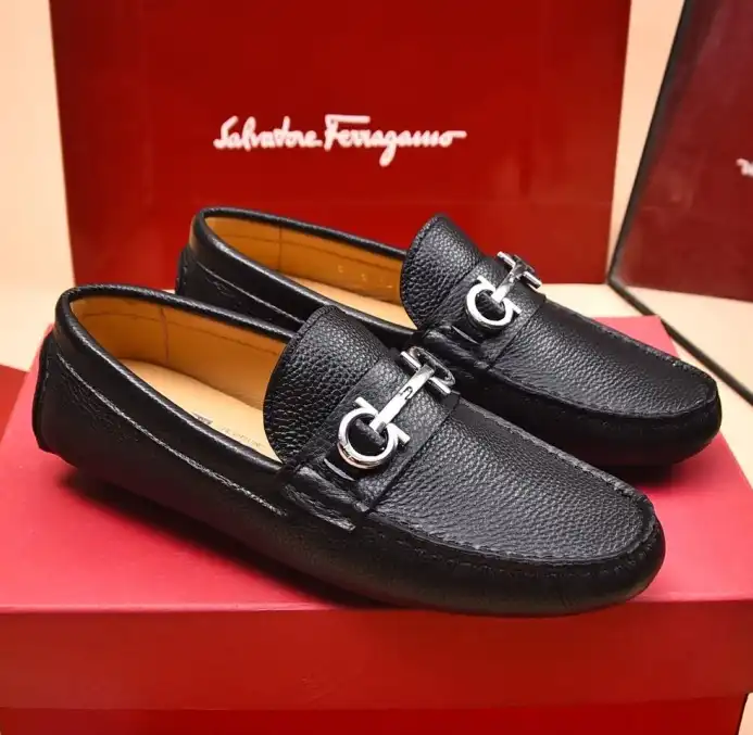 hype Ferragamo Leather Shoes