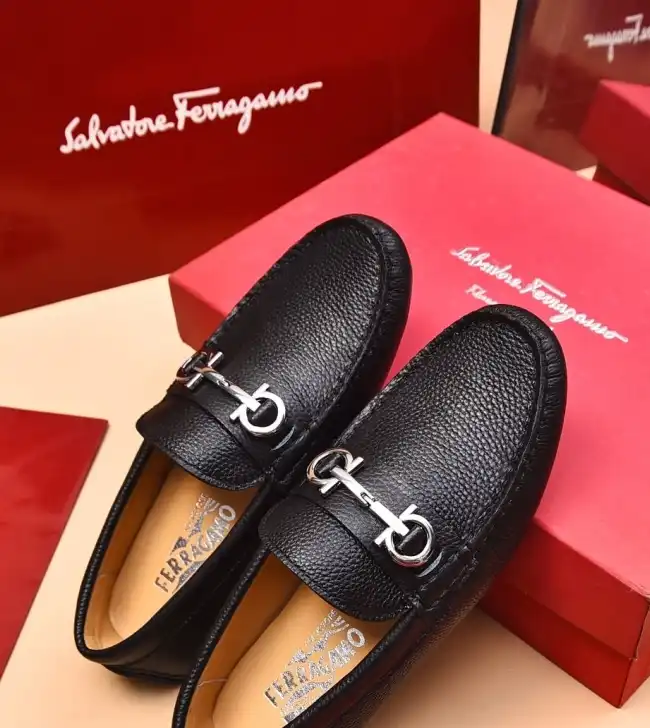 hype Ferragamo Leather Shoes