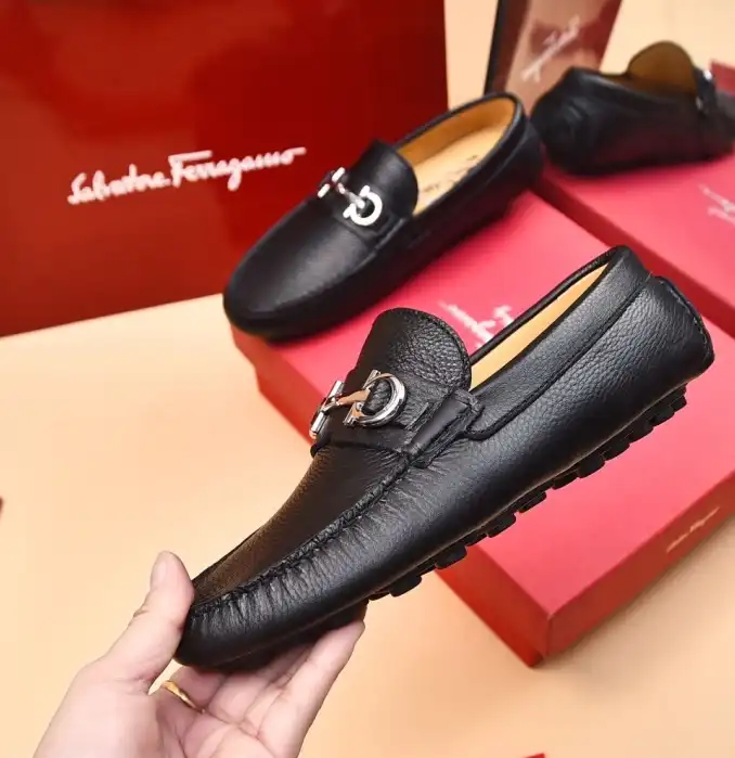 hype Ferragamo Leather Shoes