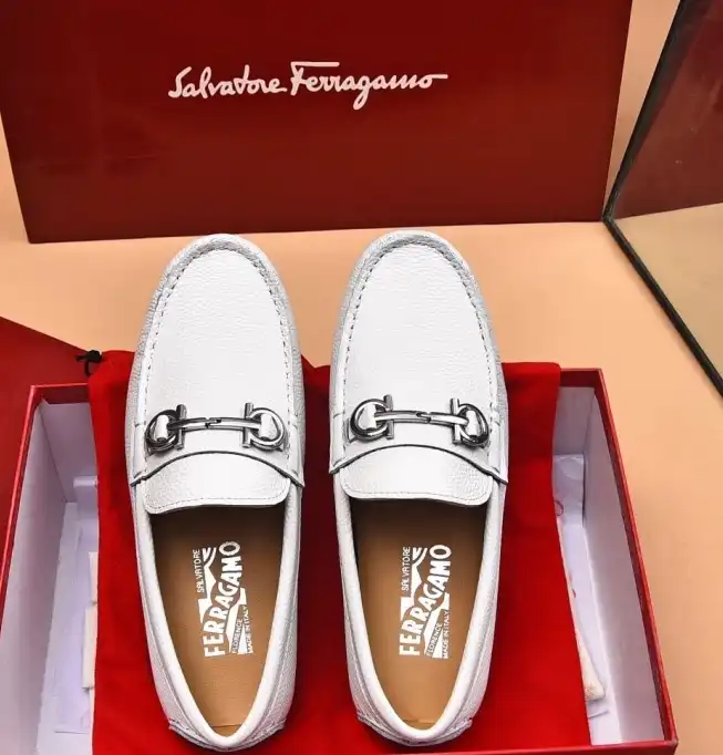 hype Ferragamo Leather Shoes