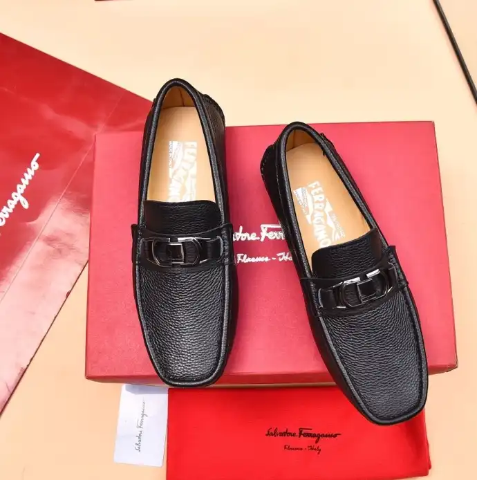 hype Ferragamo Leather Shoes