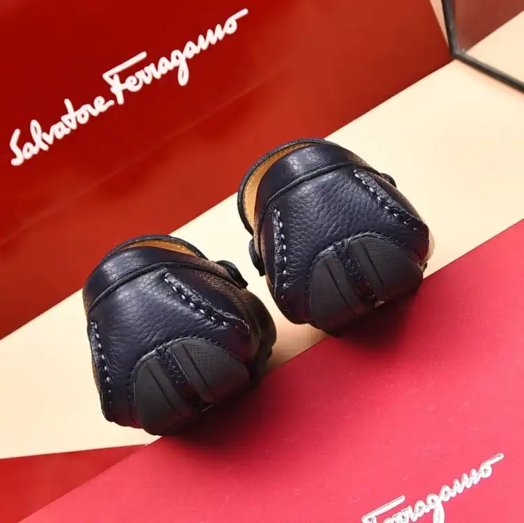 hype Ferragamo Leather Shoes