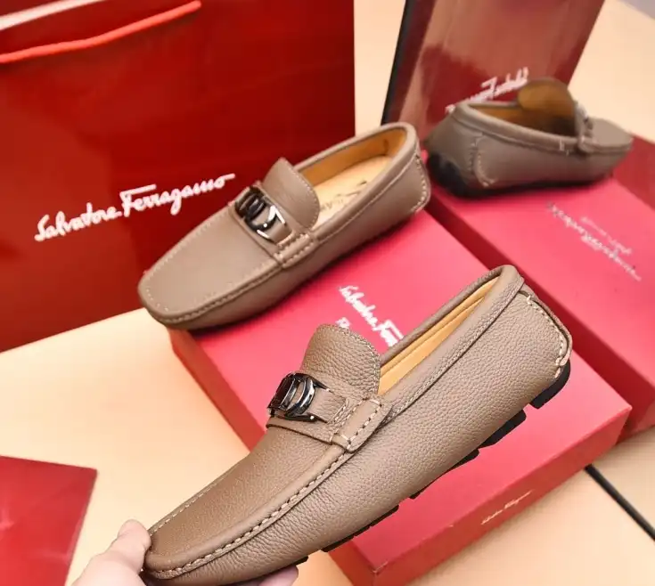 hype Ferragamo Leather Shoes