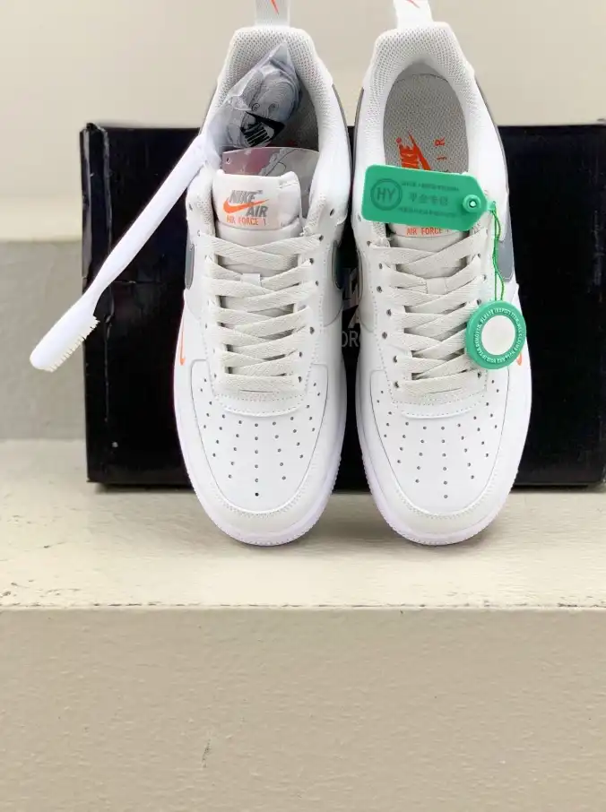 hype LV Sneakers