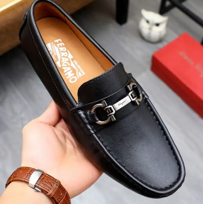 hype Ferragamo Leather Shoes