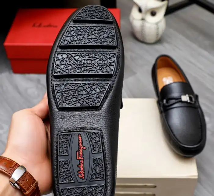 hype Ferragamo Leather Shoes