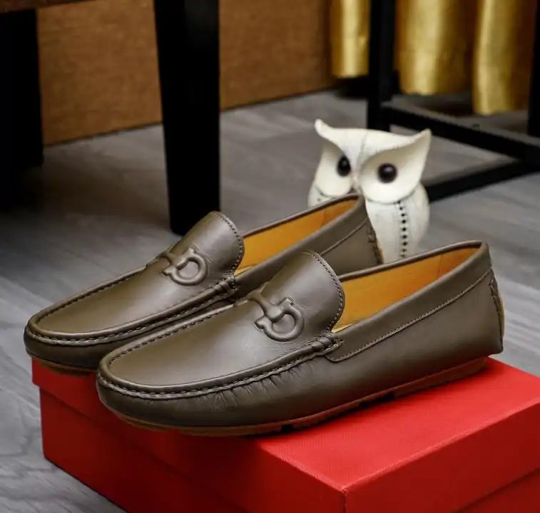 hype Ferragamo Leather Shoes