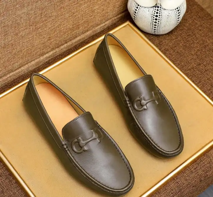 hype Ferragamo Leather Shoes