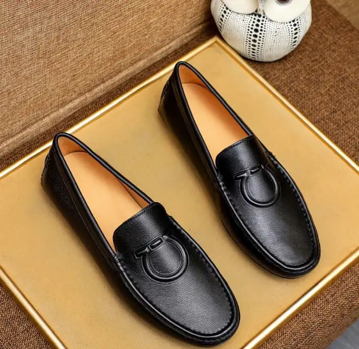 hype Ferragamo Leather Shoes