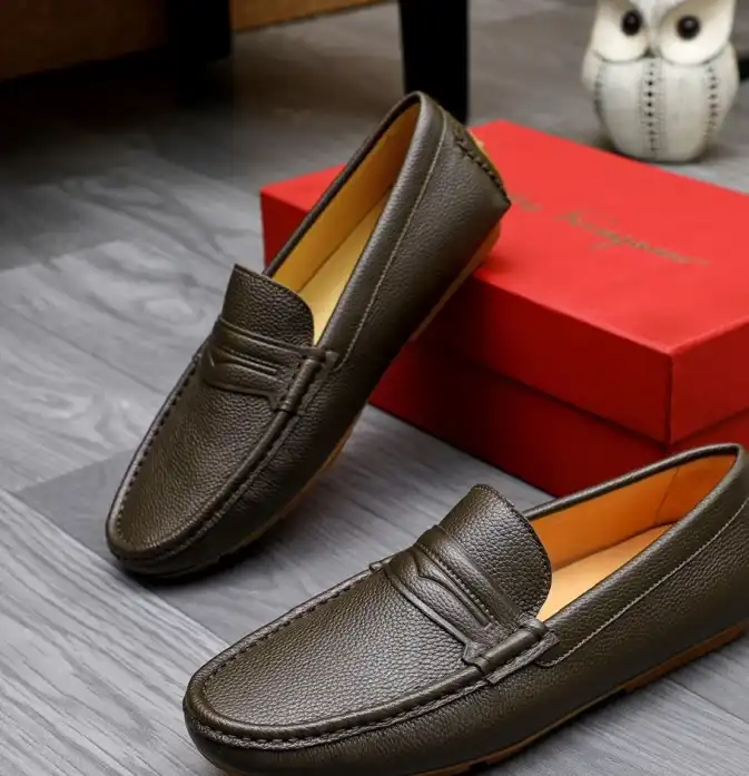 hype Ferragamo Leather Shoes