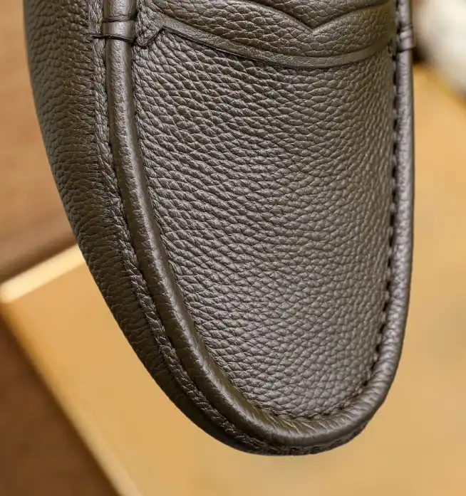 hype Ferragamo Leather Shoes