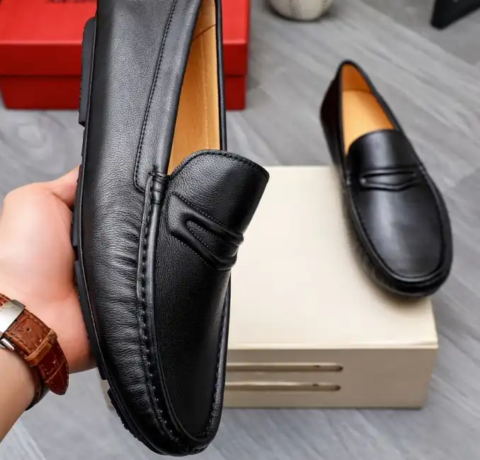 hype Ferragamo Leather Shoes