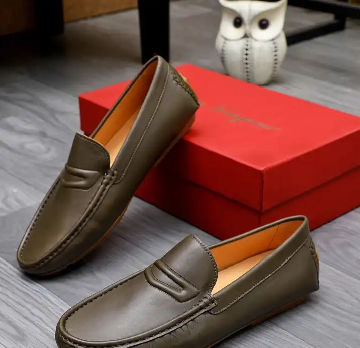 hype Ferragamo Leather Shoes