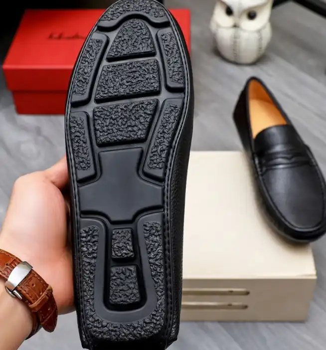 hype Ferragamo Leather Shoes