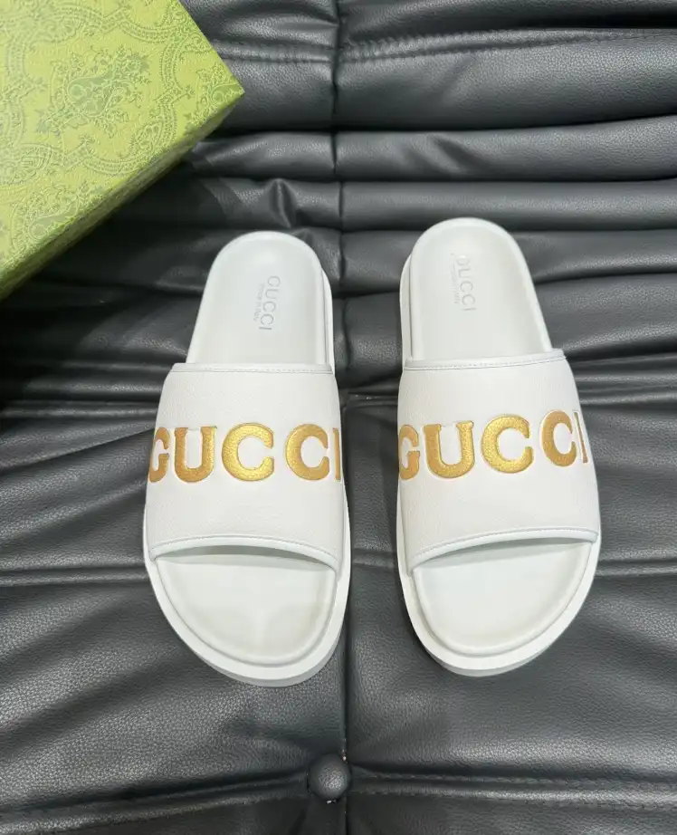 hype Gucci Slippers