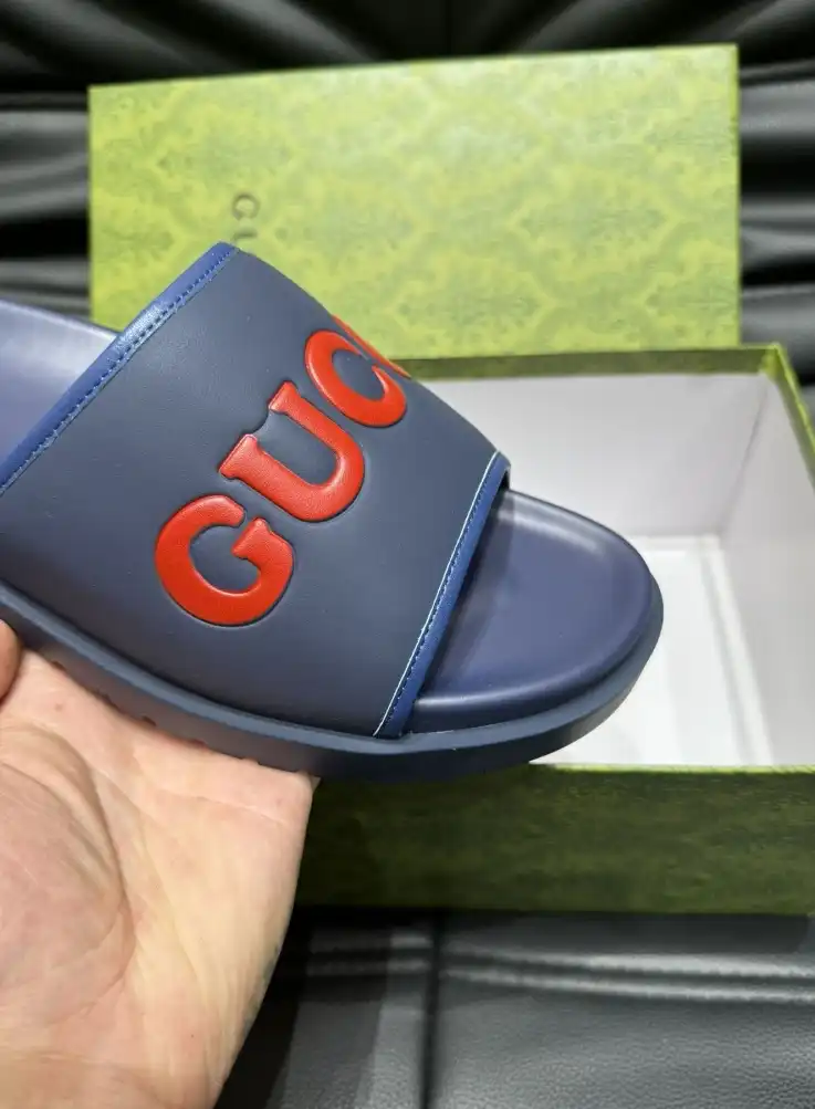 hype Gucci Slippers