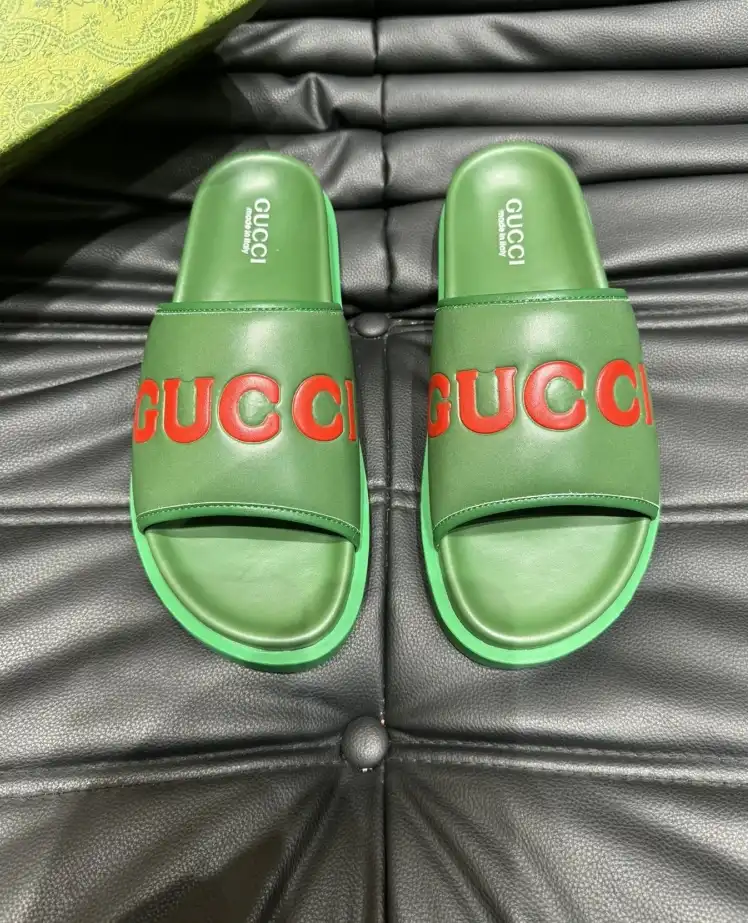 hype Gucci Slippers