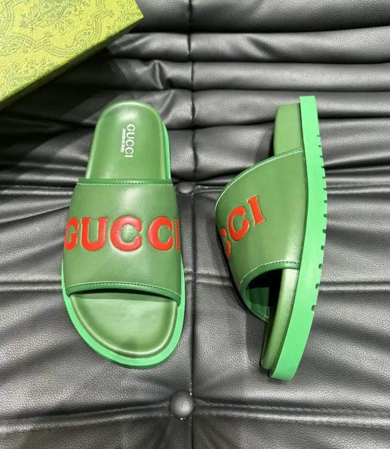 hype Gucci Slippers