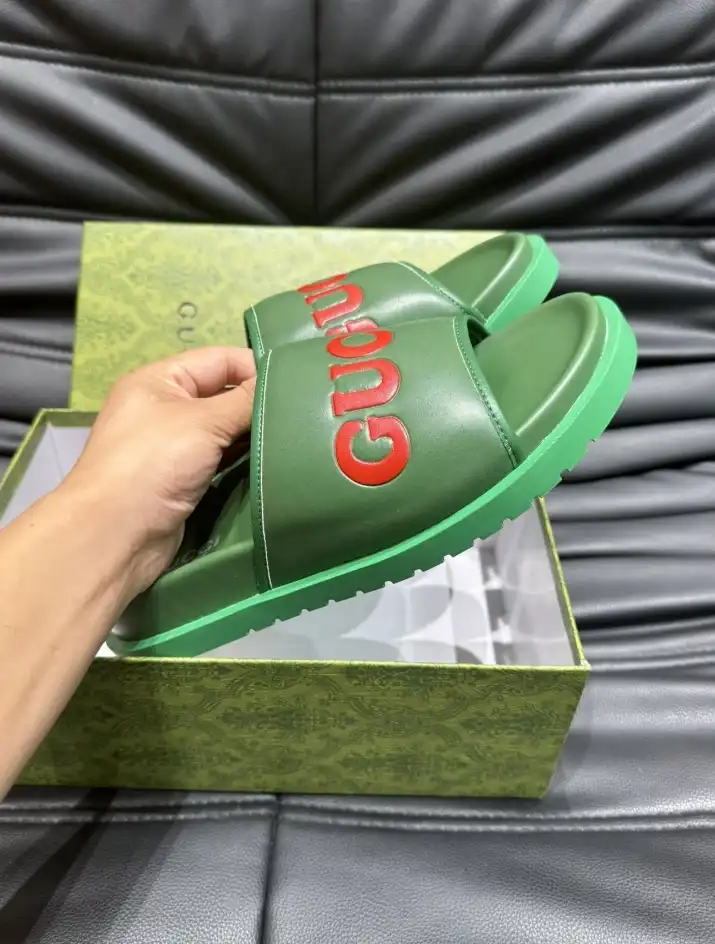 hype Gucci Slippers