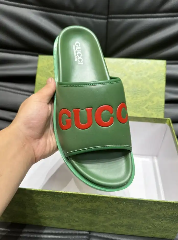 hype Gucci Slippers