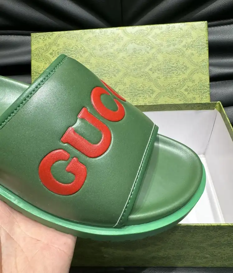 hype Gucci Slippers