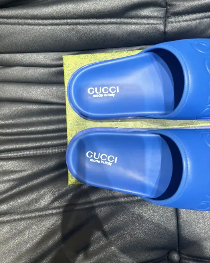 hype Gucci Slippers