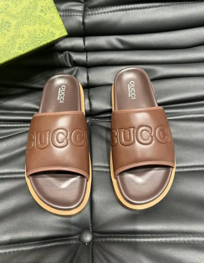 hype Gucci Slippers