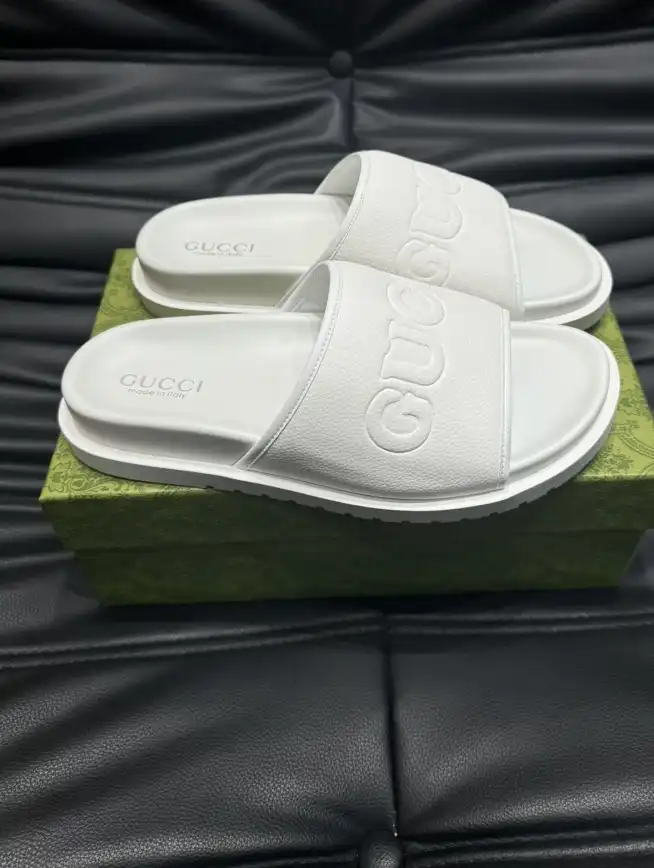 hype Gucci Slippers