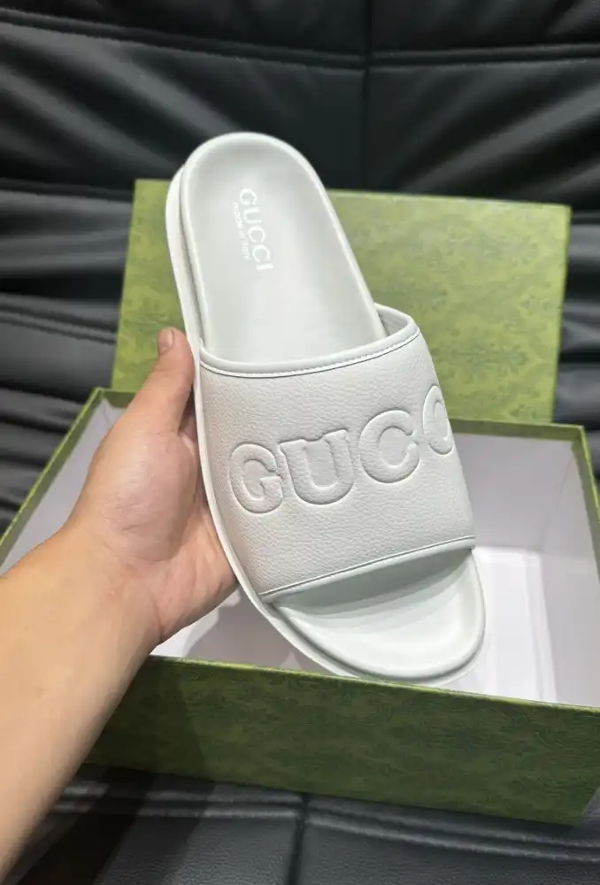 hype Gucci Slippers